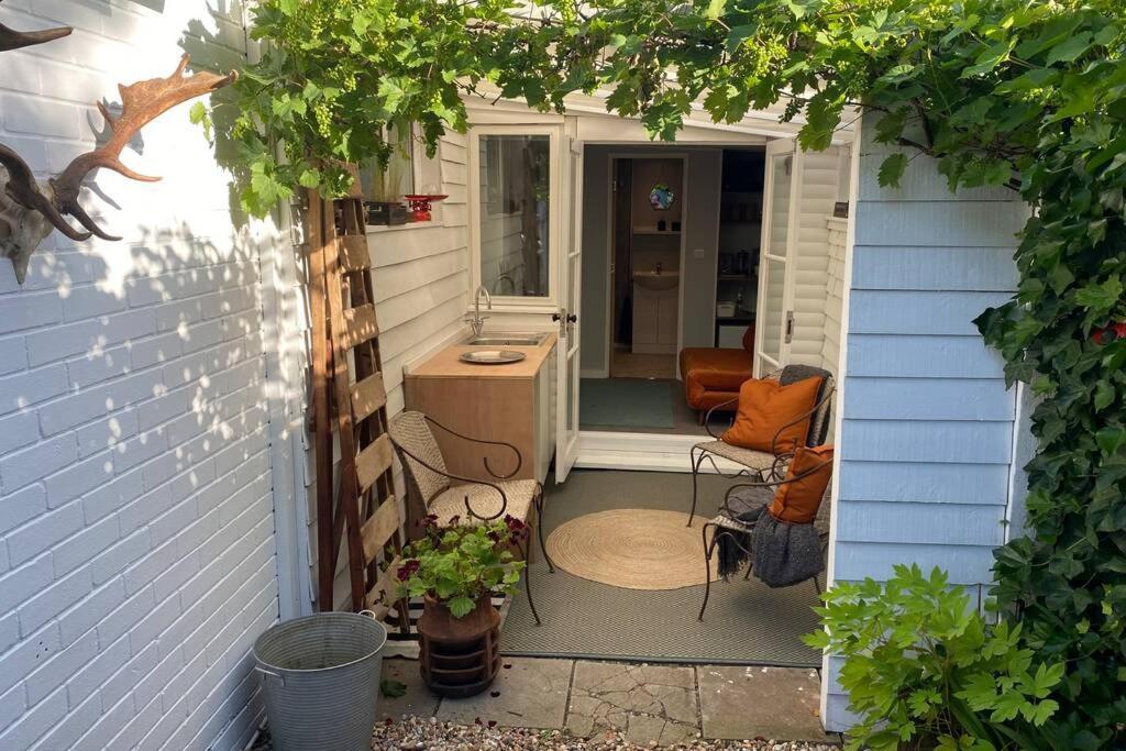 The Yellow Door Whitstable - Peaceful Retreat Close To Beach Exterior foto